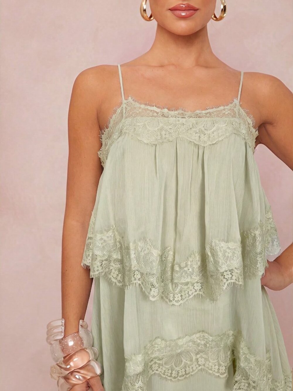 Pastel Green Elegant Women's Adjustable Strap Chiffon Dress with Contrast Lace - Picture 7 of 9